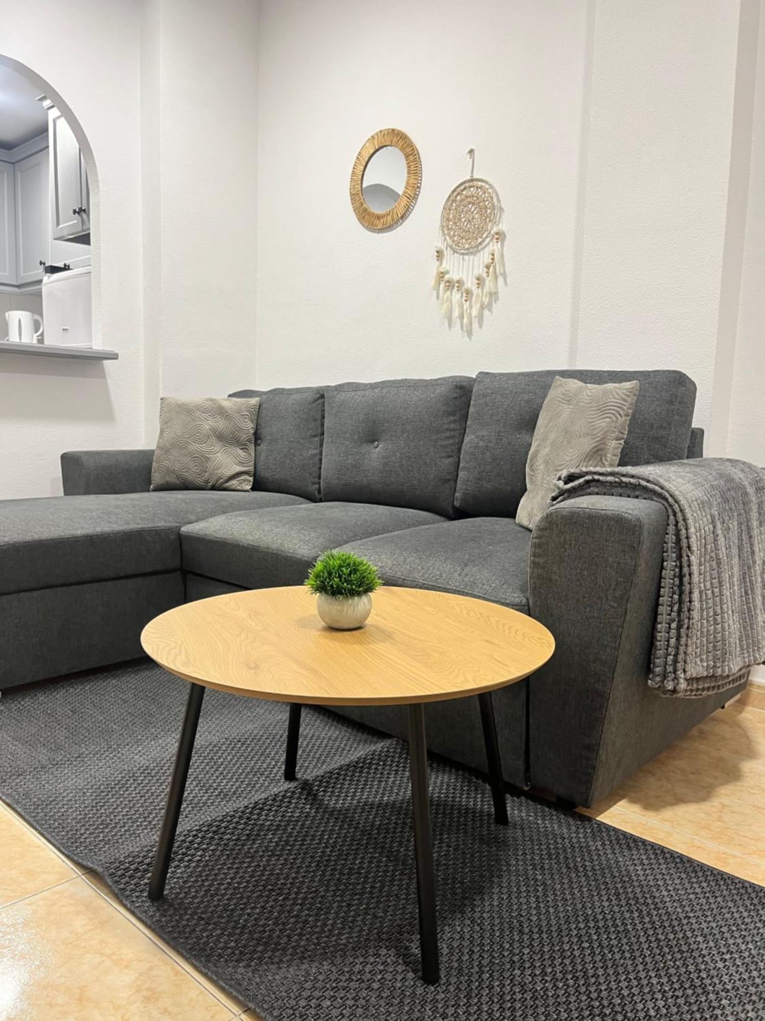 Magdalena Apartament Torrevieja Bagian luar foto